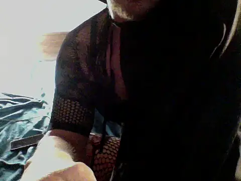 Snapshot of Chemmak93 chatting on April 6, 2026, 11:50 pm Chemmak93 online show from April 6, 2026, 11:50 pm