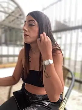 Electra Pinkk online show from April 11, 2026, 2:10 pm