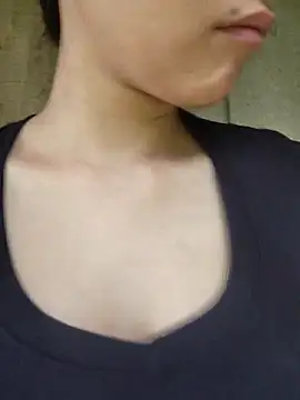 -Hicici- online show from April 22, 2026, 1:45 am