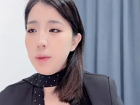 amy-666666 online show from March 13, 2026, 2:49 am