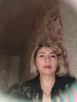 NataLilu826 online show from May 17, 2026, 6:13 am