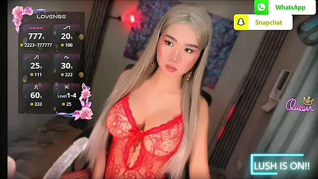 xBigSurpriseLorainex online show from May 13, 2026, 5:20 pm
