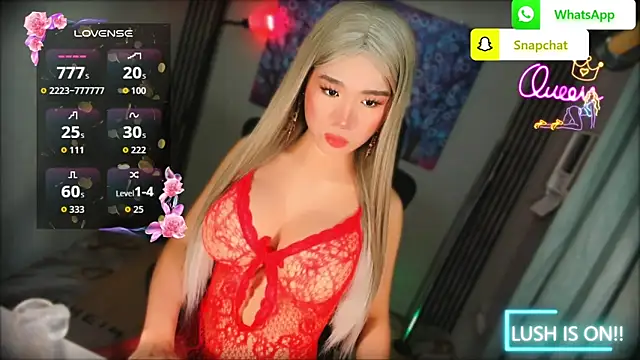 xBigSurpriseLorainex online show from May 15, 2026, 5:00 pm
