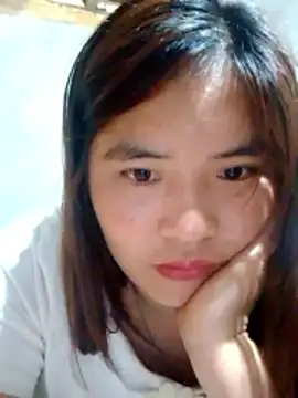 YAONIKUTE online show from April 14, 2026, 9:53 pm