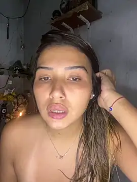 miicbebita online show from April 7, 2026, 6:10 pm