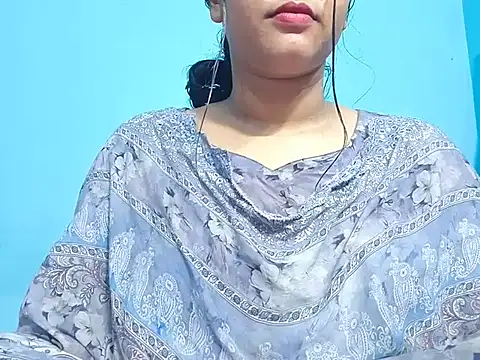 Emma 4433 online show from May 20, 2026, 5:32 pm