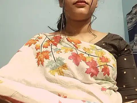 Emma 4433 online show from May 25, 2026, 6:17 pm