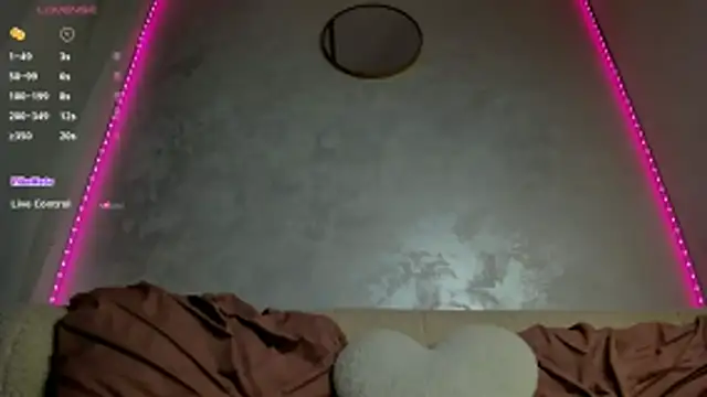 Snapshot of IvyTease_ chatting on May 17, 2026, 6:13 am IvyTease online show from May 17, 2026, 6:13 am