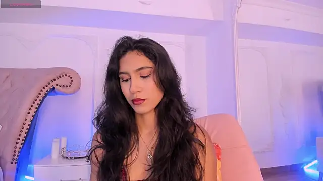 Snapshot of LucianaBlanco_ chatting on May 15, 2026, 8:29 pm LucianaBlanco online show from May 15, 2026, 8:29 pm