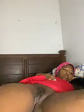 Snapshot of Brenda_hot27 chatting on June 12, 2026, 8:23 am Brenda hot27 online show from June 12, 2026, 8:23 am
