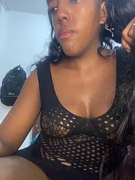 Snapshot of Brenda_hot27 chatting on June 7, 2026, 1:11 am Brenda hot27 online show from June 7, 2026, 1:11 am