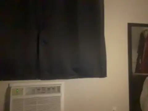 Snapshot of laycieizlaceddd chatting on April 8, 2026, 7:10 am laycieizlaceddd online show from April 8, 2026, 7:10 am