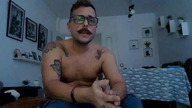 Snapshot of yanick931 chatting on April 22, 2026, 3:41 pm yanick931 online show from April 22, 2026, 3:41 pm