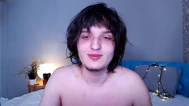 delalex online show from April 20, 2026, 9:27 pm