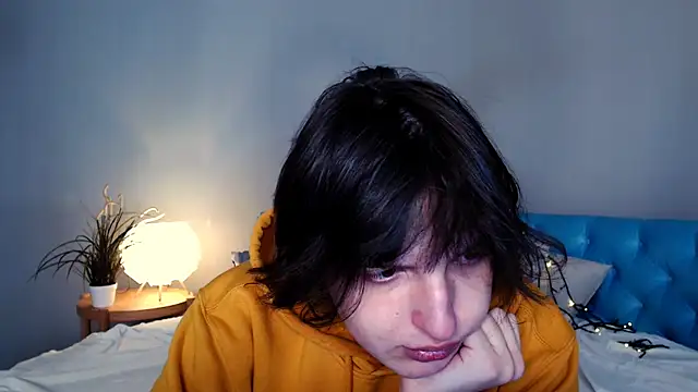 delalex online show from April 25, 2026, 9:12 pm