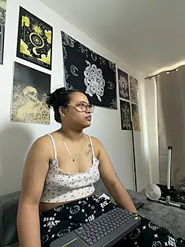 tokio angel online show from April 24, 2026, 9:06 pm