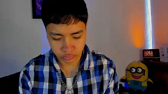 Lee Colee online show from March 29, 2026, 10:11 pm