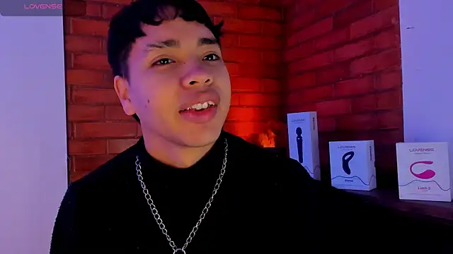 Lee Colee online show from April 9, 2026, 11:49 am