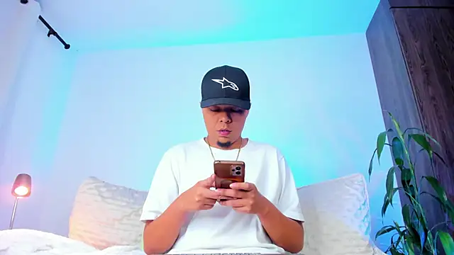 Randdy 333 online show from March 26, 2026, 5:17 am