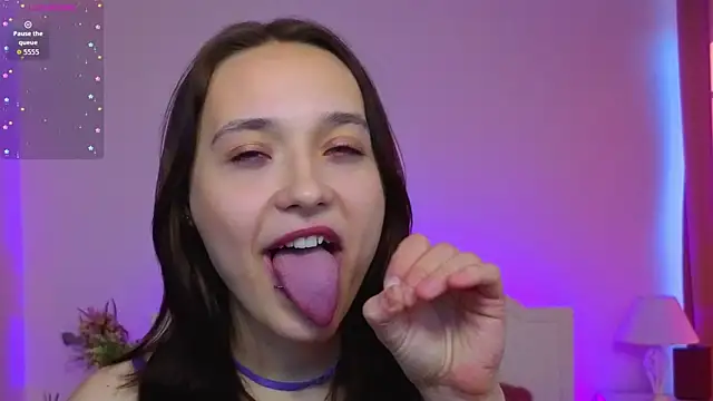 DarcyBlackwood online show from April 9, 2026, 1:51 am