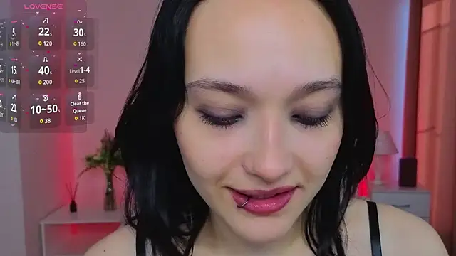 Snapshot of DarcyBlackwood chatting on May 1, 2026, 1:21 am DarcyBlackwood online show from May 1, 2026, 1:21 am