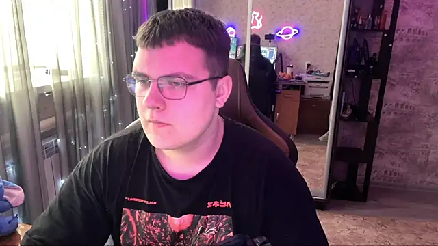 EricKnight1 online show from March 18, 2026, 12:19 pm