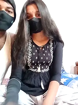 Snapshot of Telugucouple1431 chatting on March 31, 2026, 3:52 am Telugucouple1431 online show from March 31, 2026, 3:52 am