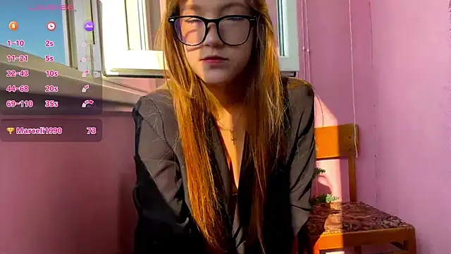 Snapshot of AnnaWasp chatting on July 16, 2026, 5:15 am AnnaWasp online show from July 16, 2026, 5:15 am