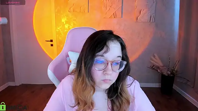 Aleks-caster online show from May 1, 2026, 9:14 am