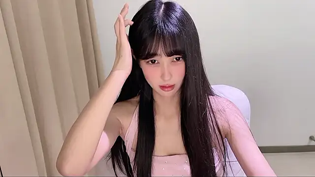 xiaooyee online show from June 7, 2026, 1:49 pm