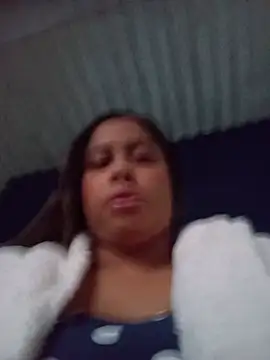 gatinha20257 online show from June 18, 2026, 8:36 pm