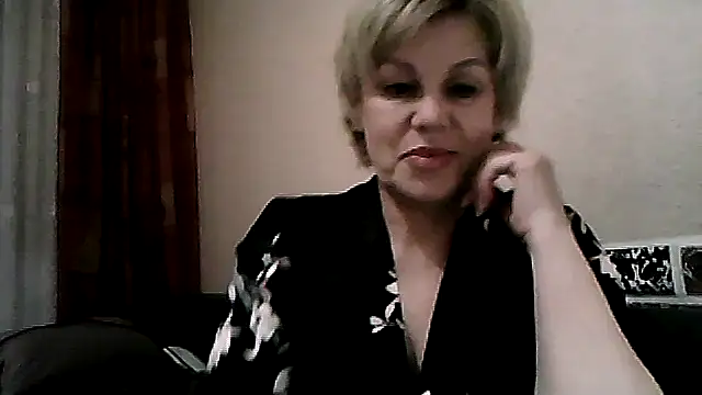 Snapshot of TatkaYang chatting on May 22, 2026, 7:01 pm TatkaYang online show from May 22, 2026, 7:01 pm