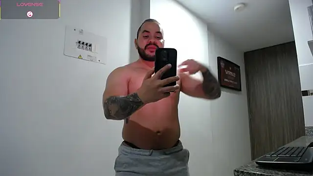 Axel Dominus online show from July 13, 2026, 8:35 am