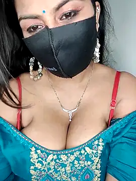 hot8178 online show from May 4, 2026, 4:32 pm