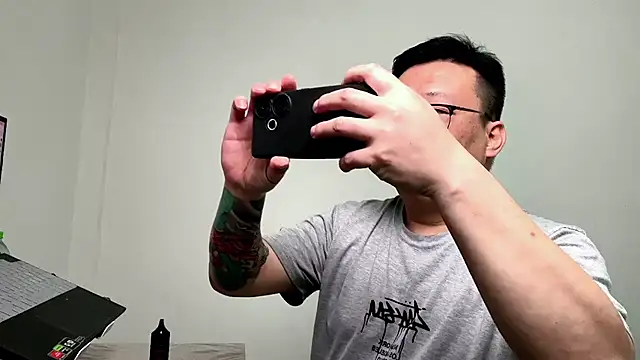 shentong0312 online show from March 15, 2026, 3:08 pm