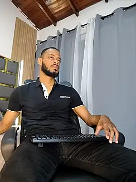 Oliver bigblack cock online show from April 25, 2026, 6:16 pm