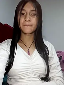 KarolaMendez online show from June 29, 2026, 11:59 pm