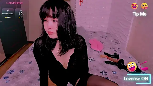 Snapshot of Akiko_Yun chatting on May 29, 2026, 4:57 pm Akiko Yun online show from May 29, 2026, 4:57 pm