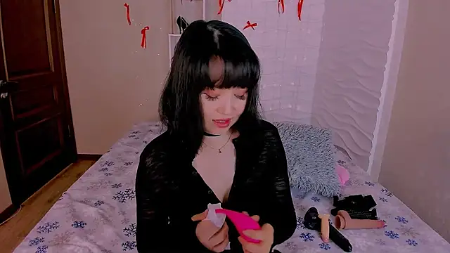 Snapshot of Akiko_Yun chatting on July 17, 2026, 12:41 am Akiko Yun online show from July 17, 2026, 12:41 am