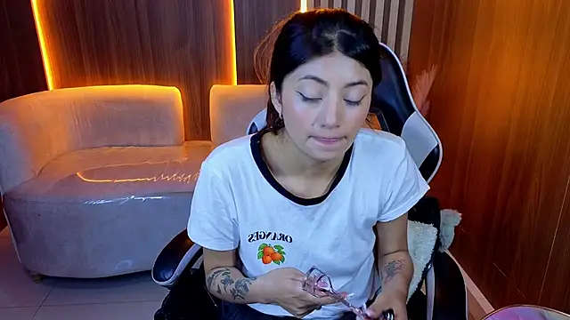 Lia queen tx online show from June 10, 2026, 3:08 am