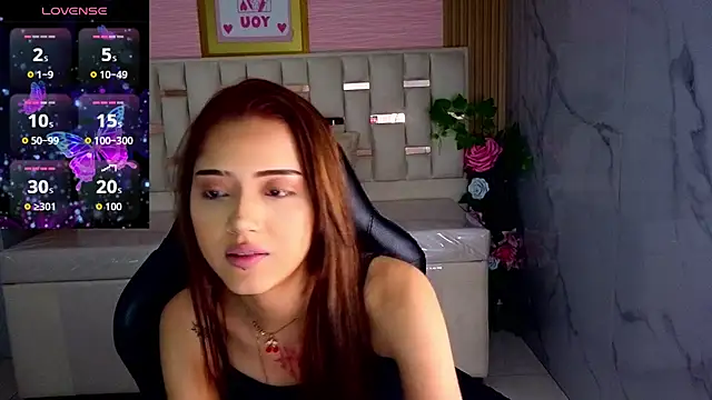veronicaa s online show from July 17, 2026, 9:01 pm