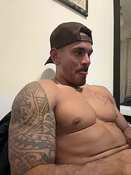 Snapshot of daniels-maison chatting on March 24, 2026, 12:10 am daniels-maison online show from March 24, 2026, 12:10 am