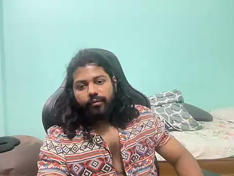 Snapshot of abhinaxx chatting on April 23, 2026, 12:11 pm abhinaxx online show from April 23, 2026, 12:11 pm