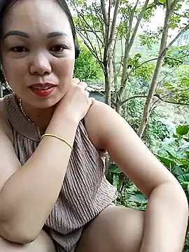 Chengnie online show from April 15, 2026, 10:43 am