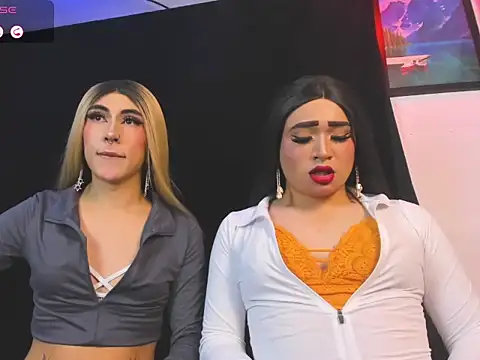 Snapshot of naughty_trans_dolls chatting on May 19, 2026, 9:44 pm naughty trans dolls online show from May 19, 2026, 9:44 pm