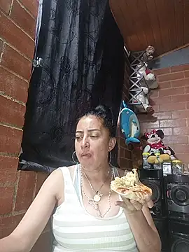 Snapshot of Alexandrina chatting on June 25, 2026, 7:52 pm Alexandrina online show from June 25, 2026, 7:52 pm