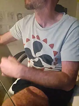 dufatcock online show from June 17, 2026, 3:28 am