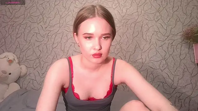 Alice Pleasance online show from May 26, 2026, 2:26 pm