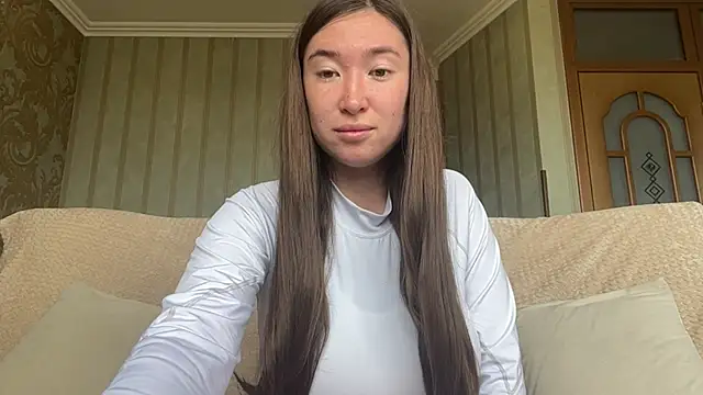 Snapshot of asian_mia_love chatting on May 24, 2026, 9:20 am asian mia love online show from May 24, 2026, 9:20 am