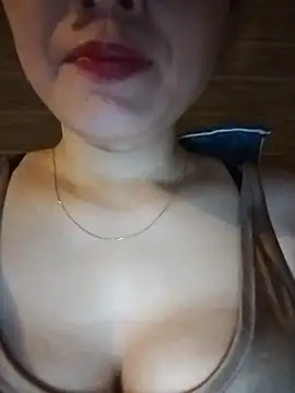 Snapshot of candy_flo chatting on May 10, 2026, 9:38 pm candy flo online show from May 10, 2026, 9:38 pm